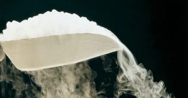 Dry ice cleaning